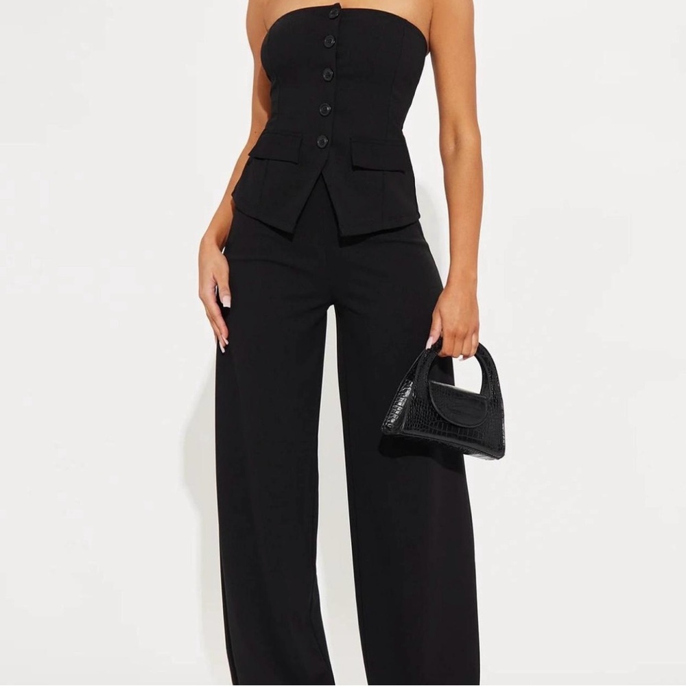 • fashion nova jumpsuit